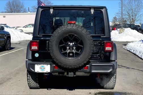 2024 Jeep Wrangler Sport