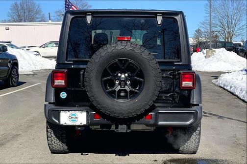 2024 Jeep Wrangler Sport