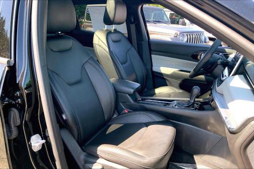 Diamond Black 2024 Jeep Compass Limited