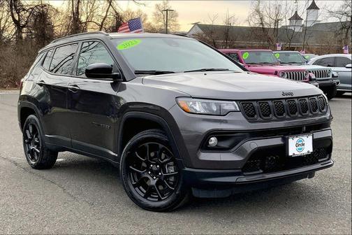 2023 Jeep Compass Altitude