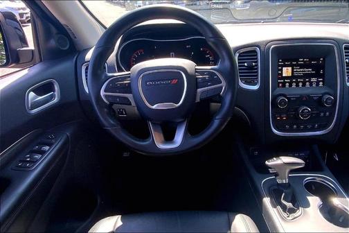 DB Black Crystal Clearcoat 2020 Dodge Durango SXT