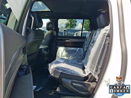 Bright White Clearcoat 2026 Jeep Grand Wagoneer L Base