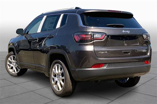 2023 Jeep Compass Latitude Lux