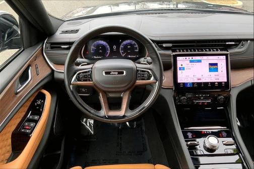 2023 Jeep Grand Cherokee Summit