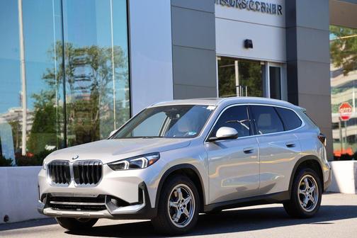 Space Silver Metallic 2023 BMW X1 xDrive28i