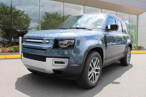 2025 Land Rover Defender 110 P300