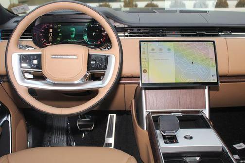 2025 Land Rover Range Rover SE
