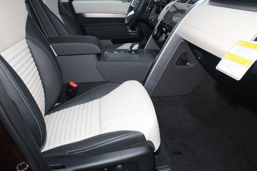 2026 Land Rover Discovery Gemini Edition