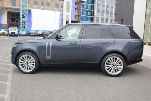 2026 Land Rover Range Rover P400 SE