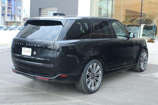 2023 Land Rover Range Rover P530 SE