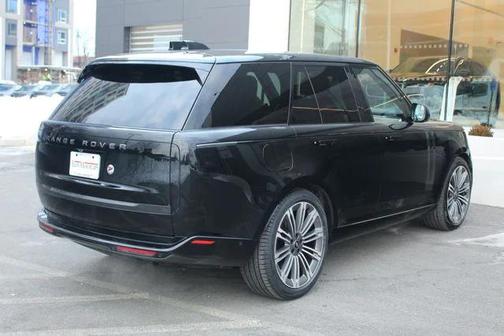 2023 Land Rover Range Rover P530 SE