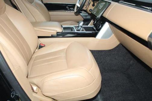2023 Land Rover Range Rover P530 SE