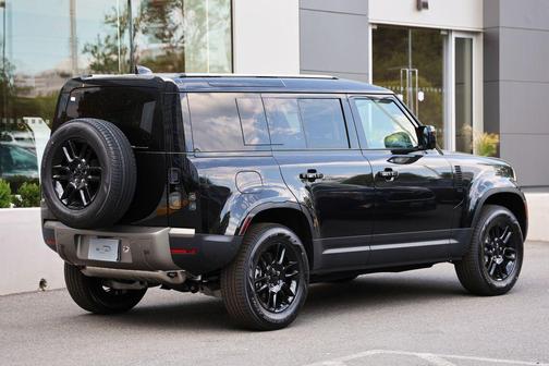 Santorini Black Metallic 2026 Land Rover Defender P300 S
