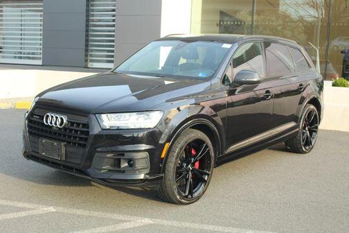 Black 2019 Audi Q7 55 Prestige