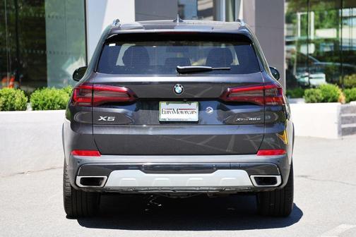 Dark Graphite Metallic 2021 BMW X5 PHEV xDrive45e
