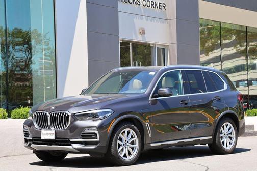 Dark Graphite Metallic 2021 BMW X5 PHEV xDrive45e