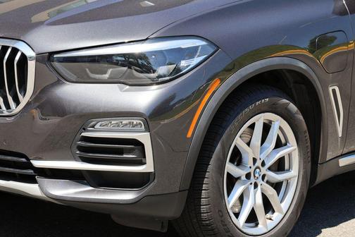 Dark Graphite Metallic 2021 BMW X5 PHEV xDrive45e