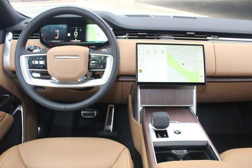 2025 Land Rover Range Rover P530 SE 7 Seat