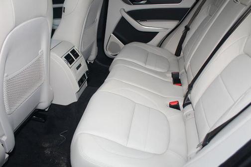 2026 Jaguar F-PACE R-Dynamic S P250 AWD Automatic