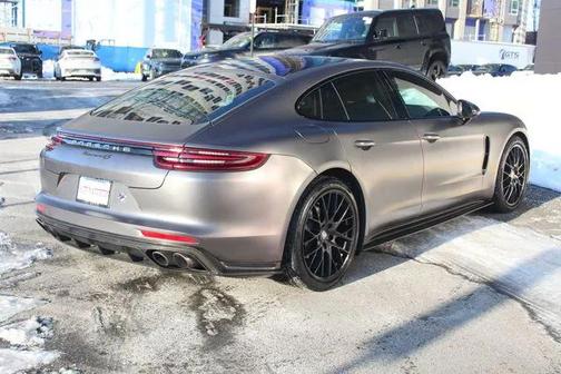 2018 Porsche Panamera 4S