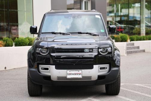 Santorini Black Metallic 2024 Land Rover Defender 110 P300