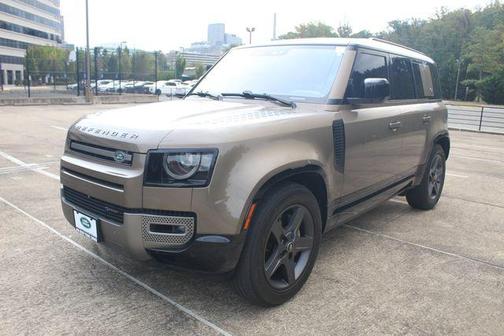 2022 Land Rover Defender 110 X-Dynamic SE