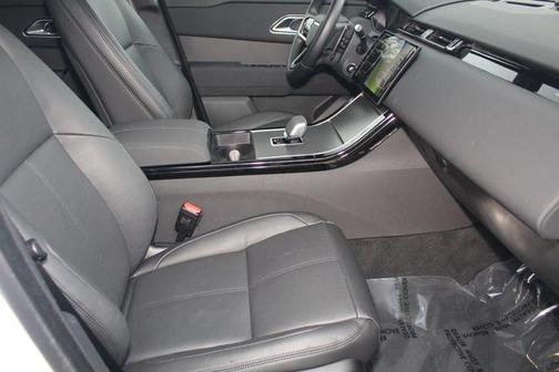 2025 Land Rover Range Rover Velar P250 SE R-Dynamic