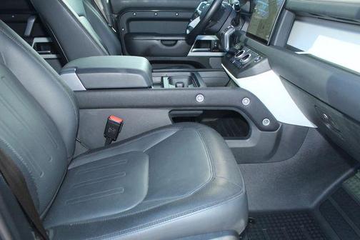 2022 Land Rover Defender 110 X-Dynamic HSE