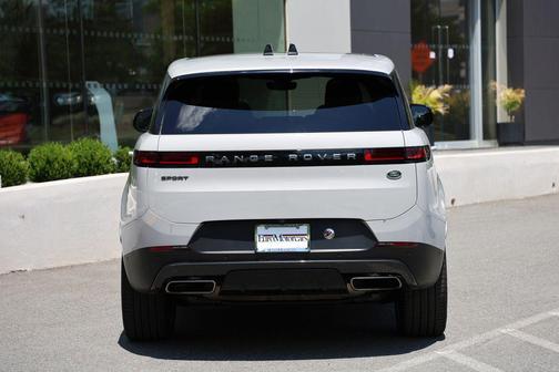 Borasco Grey Metallic 2023 Land Rover Range Rover Sport SE