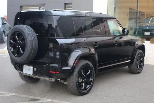 2026 Land Rover Defender P400 X-Dynamic SE