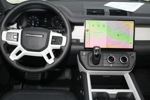 2026 Land Rover Defender P400 X-Dynamic SE