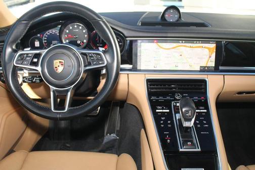 Volcano Grey Metallic 2018 Porsche Panamera 4S
