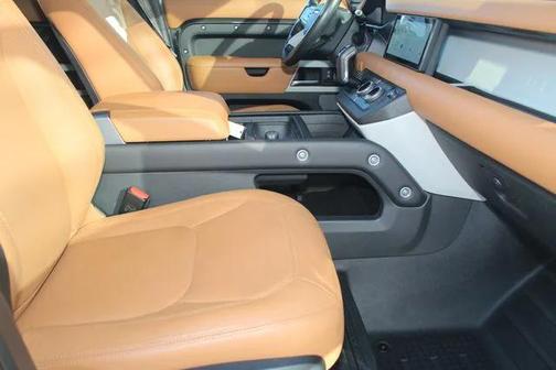2023 Land Rover Defender 110 S