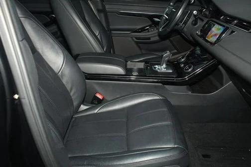 2021 Land Rover Range Rover Evoque R-Dynamic SE
