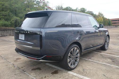 2025 Land Rover Range Rover P530 SE 7 Seat