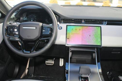 2026 Land Rover Range Rover Evoque Dynamic SE