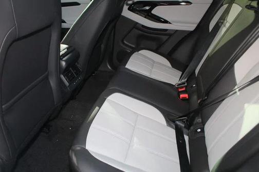 2026 Land Rover Range Rover Evoque Dynamic SE