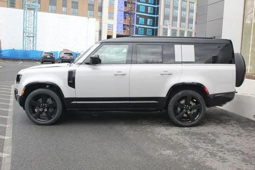 2026 Land Rover Defender P400 X-Dynamic SE