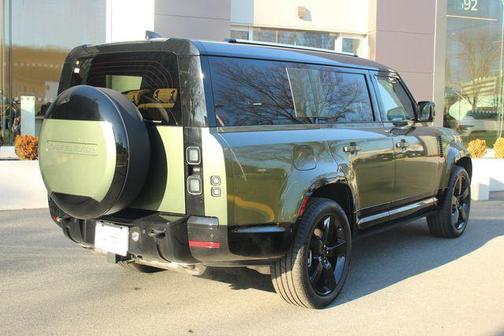 2026 Land Rover Defender P400 X-Dynamic SE