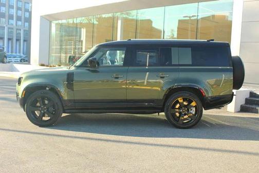 2026 Land Rover Defender P400 X-Dynamic SE