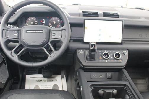 2024 Land Rover Defender 130 P400 Outbound