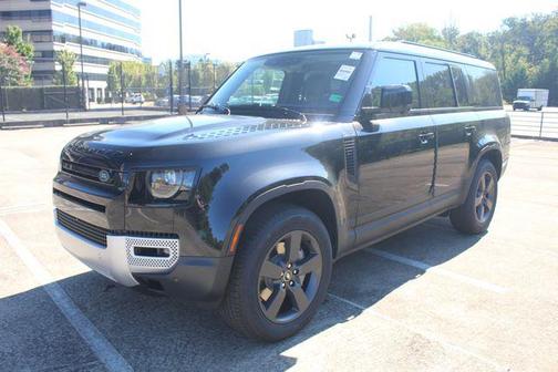 2025 Land Rover Defender 130 P400 S