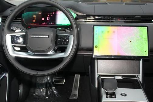 2026 Land Rover Range Rover P400 SE 7 Seat