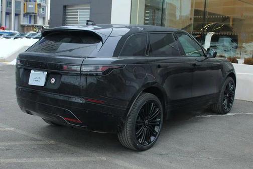 2026 Land Rover Range Rover Velar P400 Dynamic SE