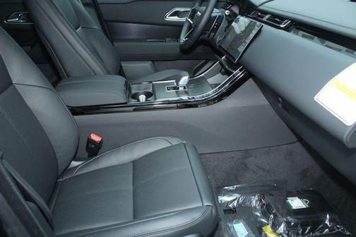 2026 Land Rover Range Rover Velar P400 Dynamic SE