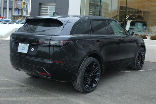 2026 Land Rover Range Rover Velar P400 Dynamic SE