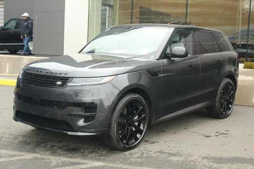 2026 Land Rover Range Rover Sport SE