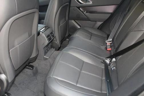 2026 Land Rover Range Rover Velar P250 SE R-Dynamic