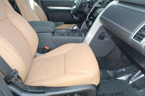 2025 Land Rover Discovery P360 Dynamic SE