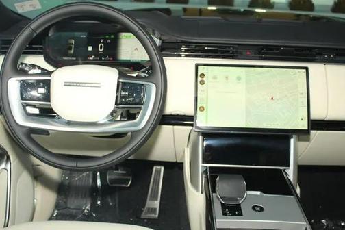 2026 Land Rover Range Rover P400 SE